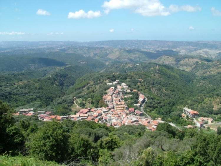 Covid, il comune di Capistrano torna a blindarsi: ingresso vietato ai non residenti