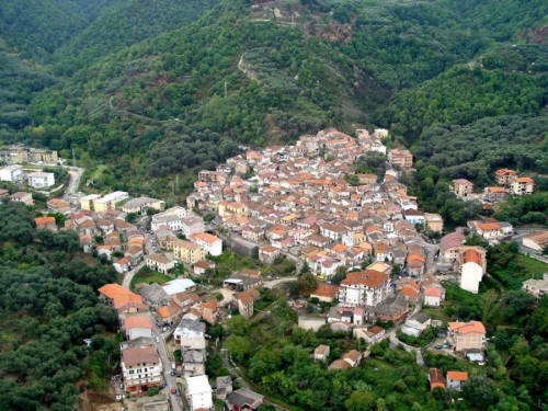 Crescono i contagi da Covid nell&#039;entroterra vibonese, situazione preoccupante a Gerocarne