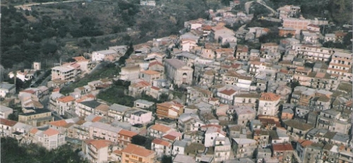 Coronavirus, 5 casi a San Nicola: il sindaco introduce nuove restrizioni