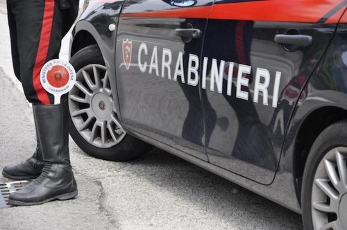 Picchiata, legata e rinchiusa in un garage: tre arresti tra Vibo e Bologna