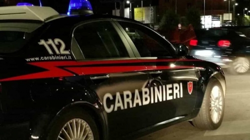 Ubriaco aggredisce i carabinieri, arrestato un 30enne di Dinami