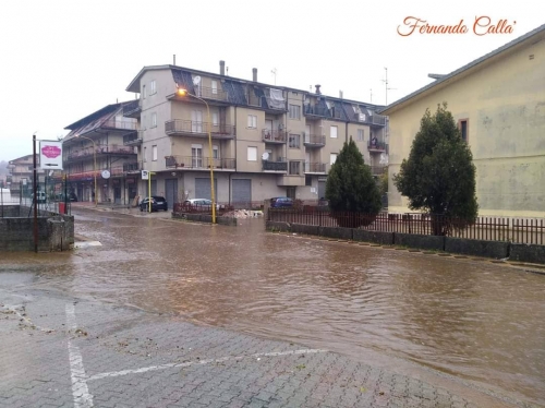 Serra, via Aldo Moro. Foto di Fernando Callà (da Facebook)