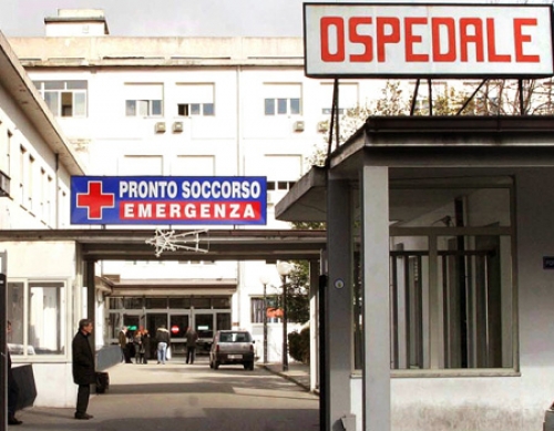 Operatori sanitari no vax sospesi, un caso anche all&#039;ospedale di Vibo