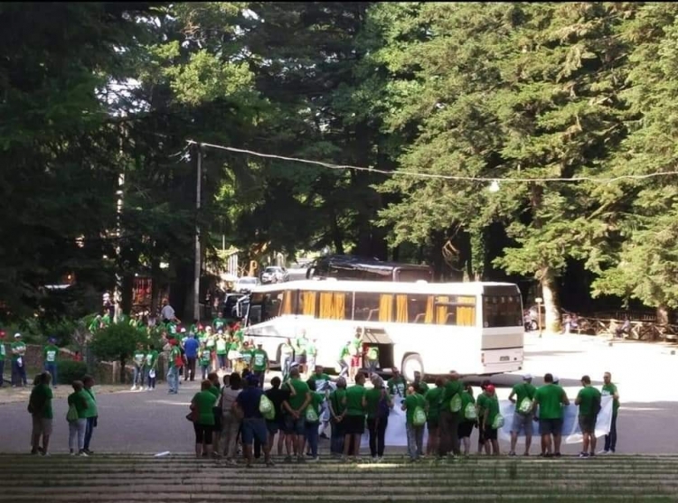 Pullman invadono l’area di Santa Maria a Serra, Tassone: «Pronte le sanzioni»