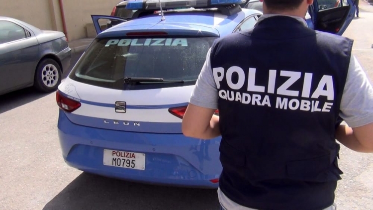 In casa con eroina e cocaina, arrestato 49enne a Rombiolo