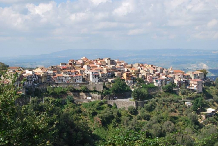 Piani di Arena esce dalla “zona rossa”