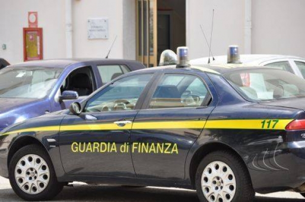 La guardia di finanza negli uffici dell’Aterp di Vibo