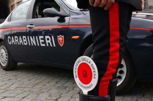 Litiga con la moglie e picchia il figlio di 7 mesi, 29enne arrestato a Vibo