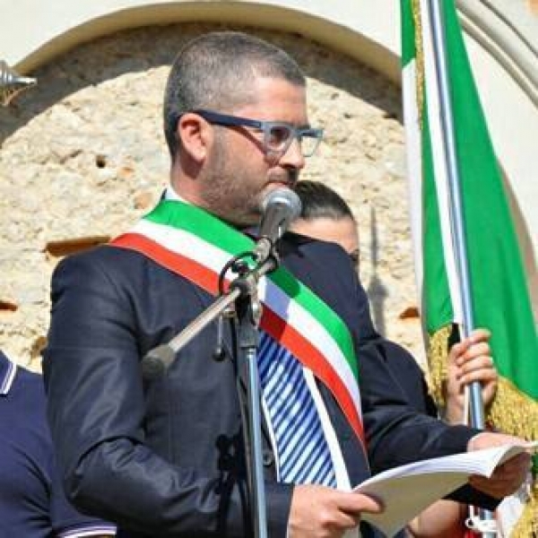 Pagare le tasse lavorando per il Comune: anche Maierato adotta il baratto amministrativo