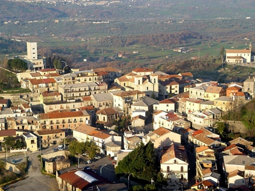 Coronavirus, decine di persone contagiate nella casa di cura di Chiaravalle