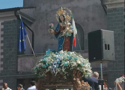 Grande partecipazione di pellegrini alla festa della Consolazione a Brognaturo