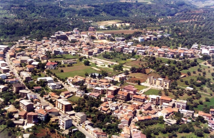 Colpi di pistola contro l’auto e la casa del vicesindaco di San Gregorio