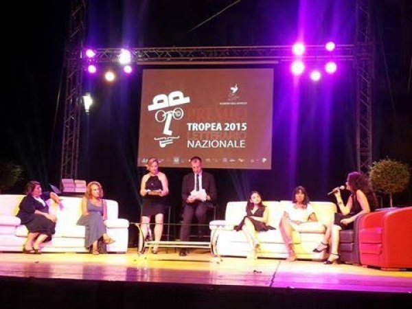 Conclusa la prima serata del &#039;premio Tropea&#039;. Stasera la finale