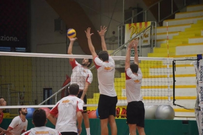 Volley, va a Molfetta il 4° Trofeo &#039;Gigi Liguori&#039;: Tonno Callipo ko