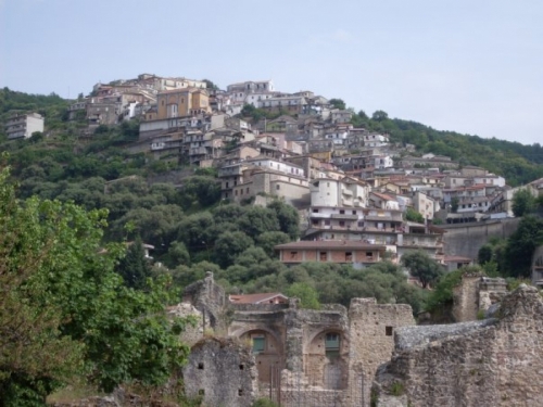 Covid, migliora la situazione a Sorianello: il comune non sarà più in zona rossa