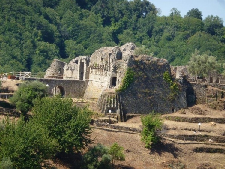 Arena, una tre giorni di studi e attività per conoscere meglio il Castello Normanno