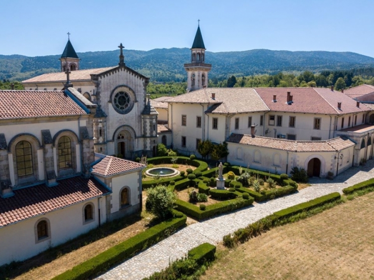 Coronavirus, l&#039;appello del priore della Certosa di Serra ai fedeli: «Siate responsabili, supereremo questo momento»