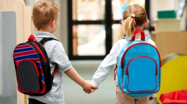 Spadola e Brognaturo, orari dimezzati per le due scuole dell’infanzia: aule aperte solo di mattina