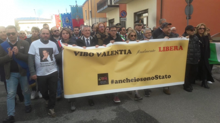 A Vibo la “Passeggiata della legalità” per «dire no alla ‘ndrangheta»