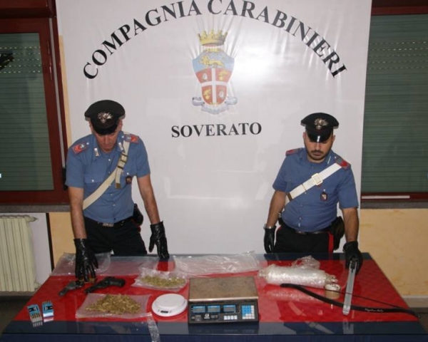 Spaccio di marijuana, arrestati due fratelli a Gagliato