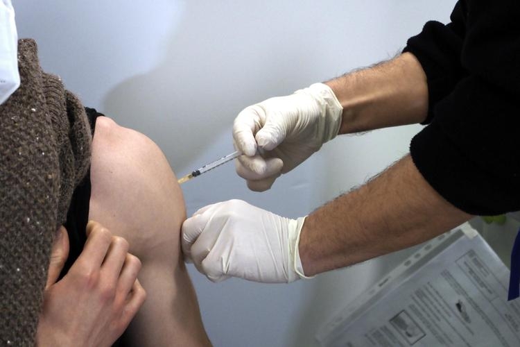 Covid, somministrati oltre 100mila vaccini in provincia di Vibo