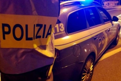 A bordo di un autocarro sull’A1 con 16 kg di cocaina, arrestati due pregiudicati di Vibo e Catanzaro