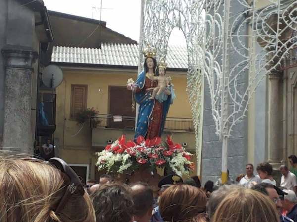 Brognaturo, i festeggiamenti in onore di Maria SS della Consolazione entrano nel vivo: il programma completo