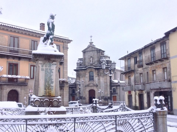 Neve, a Serra scuole chiuse anche per domani martedì 10 febbraio