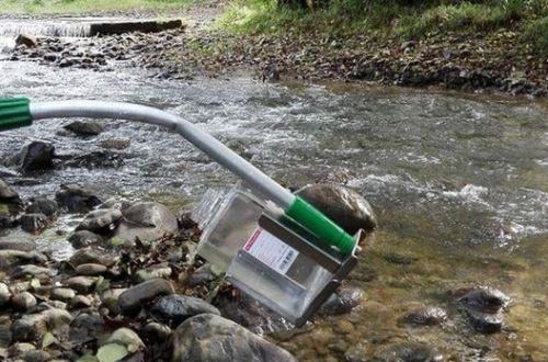 «Sostanze nocive nel torrente Reschia», l&#039;Arpacal avvia le analisi a Monterosso