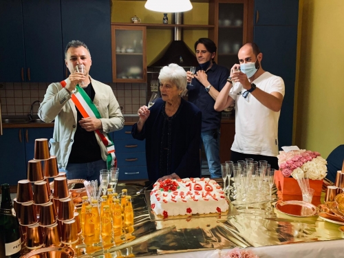 Stefanaconi in festa per i 100 anni di Grazia Primerano