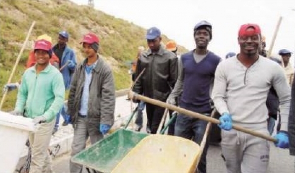 Giornata dell&#039;ecologia a Vibo: 25 migranti all&#039;opera per ripulire la città