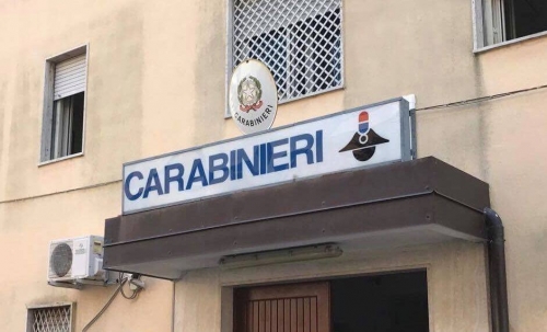 Accoltellamento in centro a Vibo, si costituisce il 15enne in fuga da sabato notte