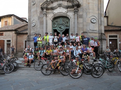 Mountain bike, successo per l&#039;uscita in notturna dell&#039;Asd Amici del Ciclo