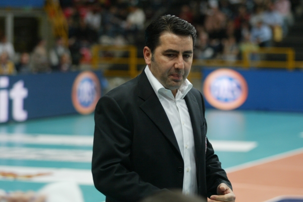 Volley Tonno Callipo, esonerato coach De Giorgi