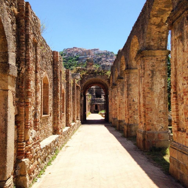 Il matrimonio tra le rovine di San Domenico, a Soriano un «nuovo modo di fare turismo»