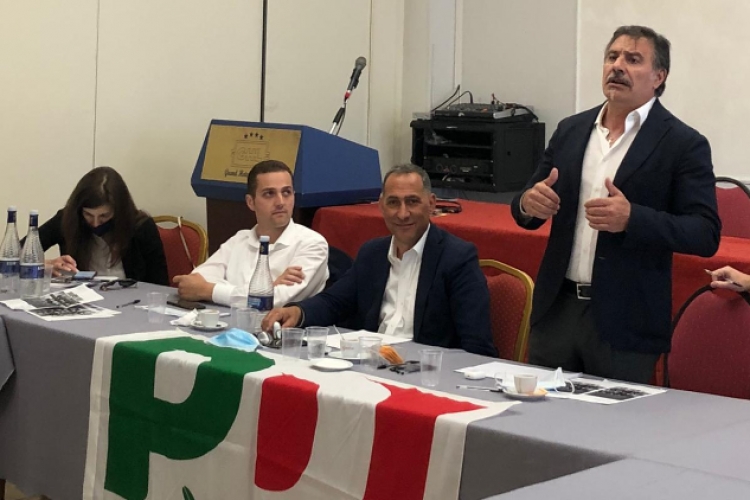 Gli amministratori del Pd si radunano a Lamezia, Oddati: «Bisogna superare le contrapposizioni»