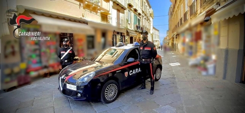 In 27 a cena all’interno di un locale nel Vibonese, sospesa l’attività